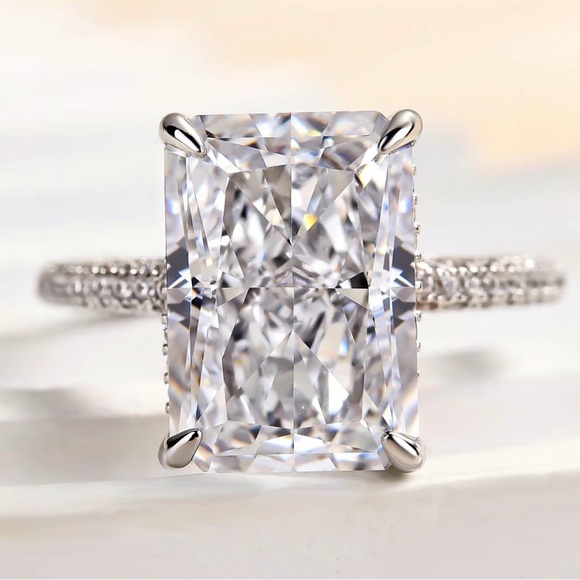 Effinny 6.0ct Elongated Radiant Cut Ring Cubic Zirconia Size 6.5 - Picture 14 of 16